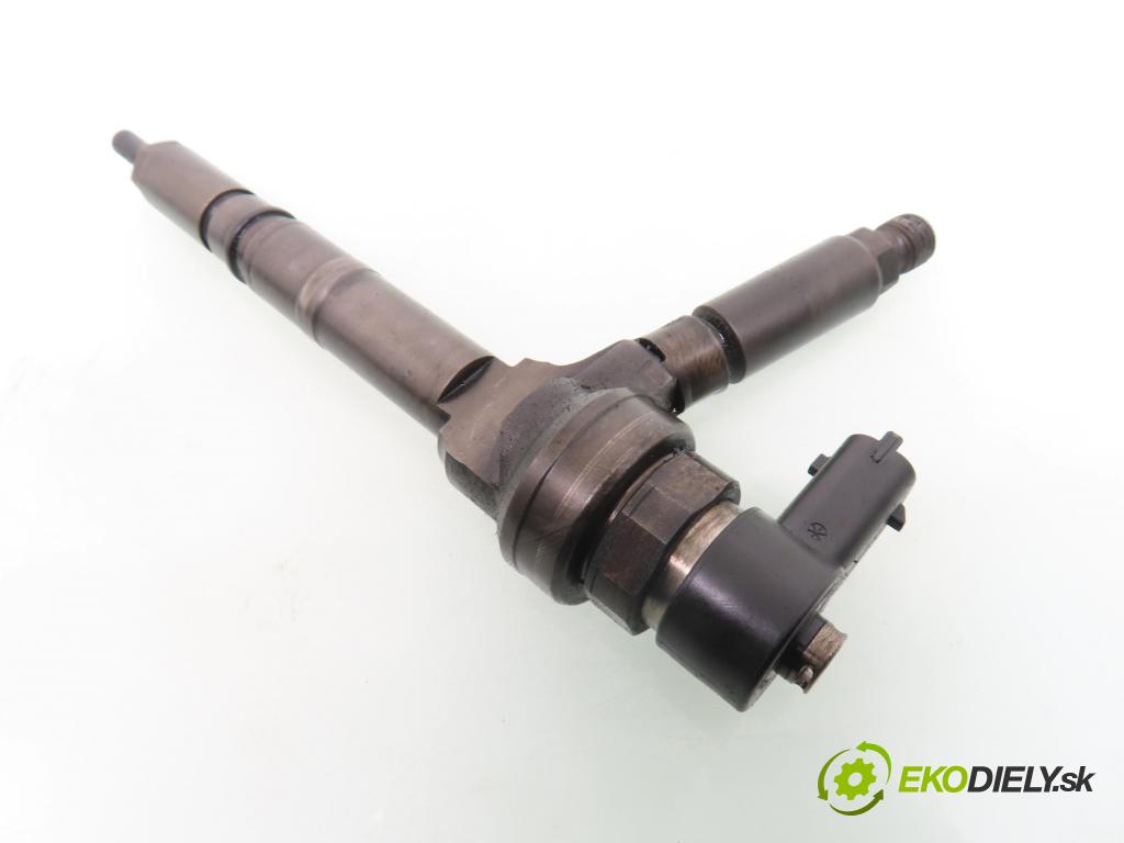 OPEL ASTRA H Kombi (A04) KOMBI 2005 74,00 1.7 CDTI - Z 17 DTH 1686,00 vstrekovač 0445110175 (Vstrekovač paliva)