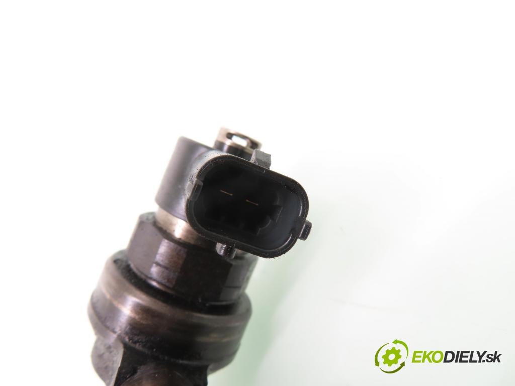 OPEL ASTRA H Kombi (A04) KOMBI 2005 74,00 1.7 CDTI - Z 17 DTH 1686,00 vstrekovač 0445110175 (Vstrekovač paliva)