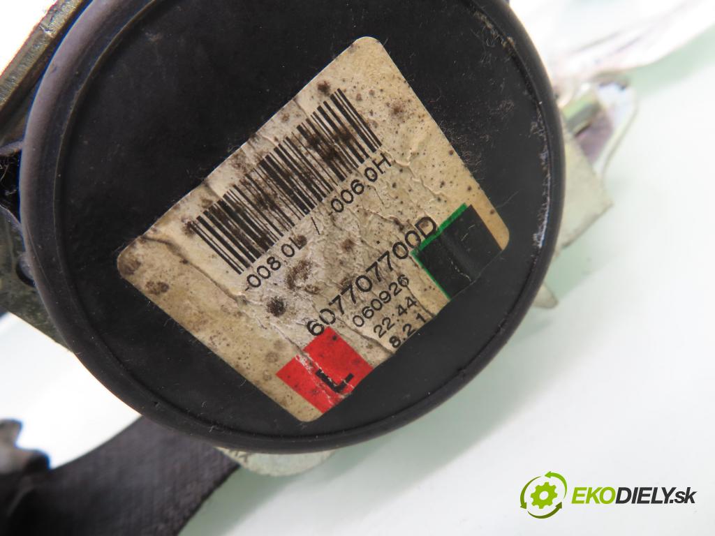 OPEL CORSA D (S07) HB 2006 59,00 1.2 - Z 12 XEP 1229,00 Držiak bezpečnostný LP 13240192 ; 13240191 ; 607707700D
