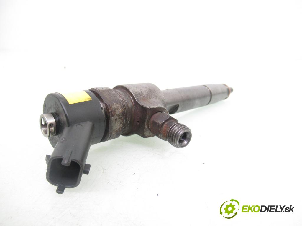 OPEL ASTRA H GTC (L08) HB 2006 88,00 1.9 8V CDTI 120 - Z 19 DT 1910,00 vstrekovač 0445110165 (Vstrekovač paliva)