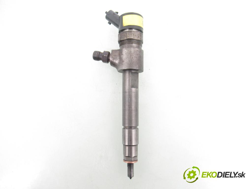 OPEL ASTRA H GTC (L08) HB 2006 88,00 1.9 8V CDTI 120 - Z 19 DT 1910,00 vstrekovač 0445110165 (Vstrekovač paliva)