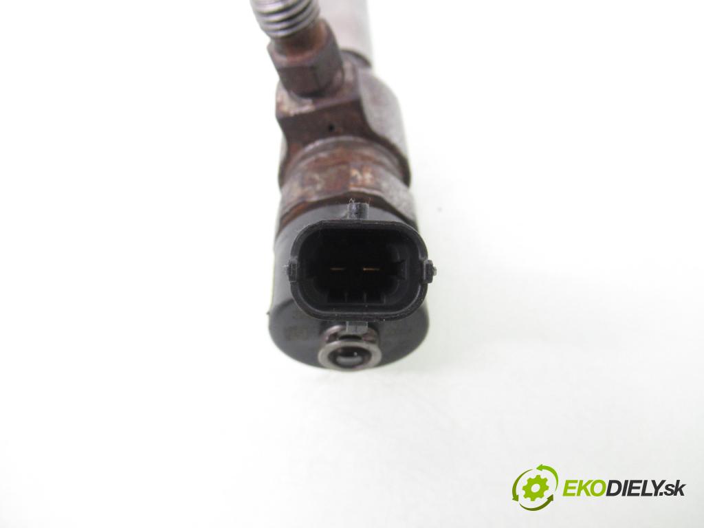 OPEL ASTRA H GTC (L08) HB 2006 88,00 1.9 8V CDTI 120 - Z 19 DT 1910,00 vstrekovač 0445110165 (Vstrekovač paliva)