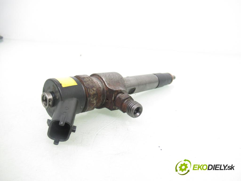 OPEL ASTRA H GTC (L08) HB 2006 88,00 1.9 8V CDTI 120 - Z 19 DT 1910,00 vstrekovač 0445110165 (Vstrekovač paliva)