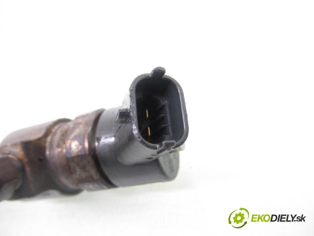 OPEL ASTRA H GTC (L08) HB 2006 88,00 1.9 8V CDTI 120 - Z 19 DT 1910,00 vstrekovač 0445110165 (Vstrekovač paliva)