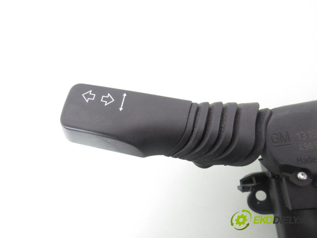 OPEL ASTRA H GTC (L08) HB 2006 88,00 1.9 8V CDTI 120 - Z 19 DT 1910,00 páčka/prepínač 13198908XE ; 498990969 ; 203772