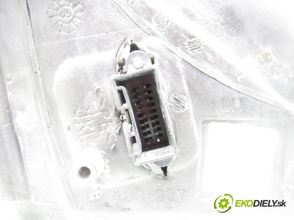 OPEL ASTRA H GTC (L08) HB 2006 88,00 1.9 8V CDTI 120 - Z 19 DT 1910,00 zpětné zrcátko LE 13140673