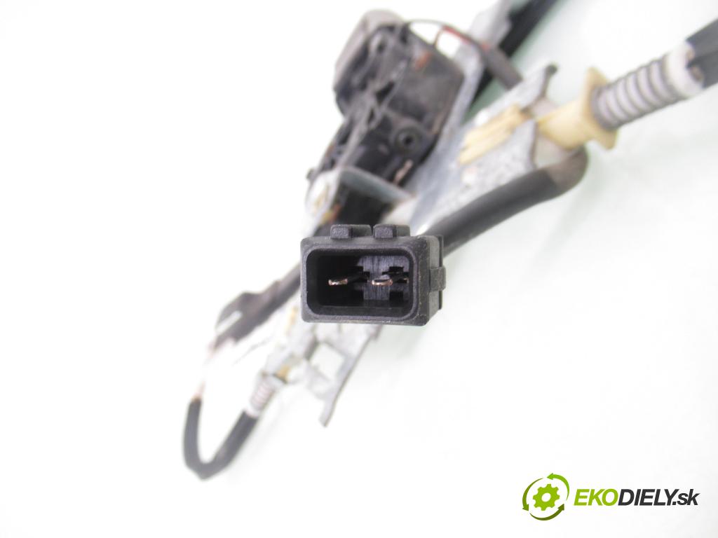 SEAT IBIZA II (6K1) HB 2000 44,00 1.4 i - ABD 1390,00 mechanismus oken PPE 6K4959802