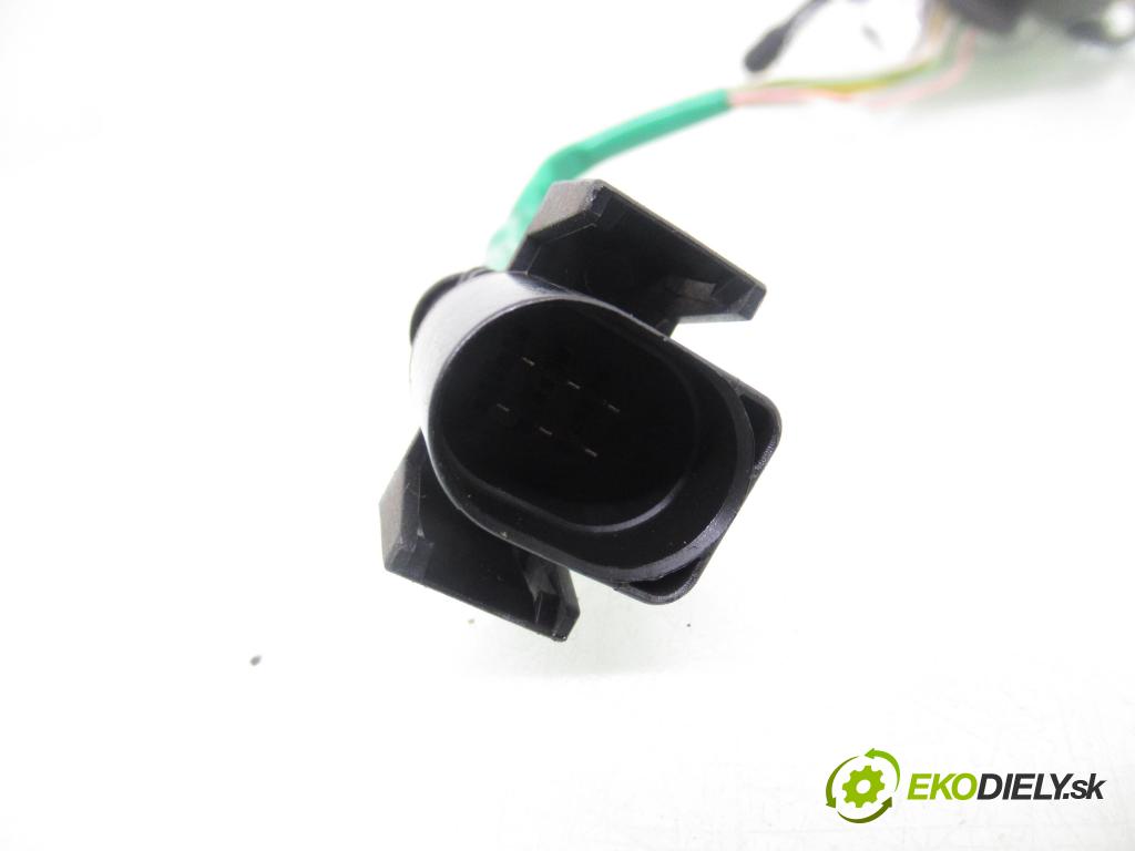 SEAT IBIZA II (6K1) HB 2000 44,00 1.4 i - ABD 1390,00 Potenciometer plynu 0280752017 ; 021907475D (Potenciometer plynového pedálu)