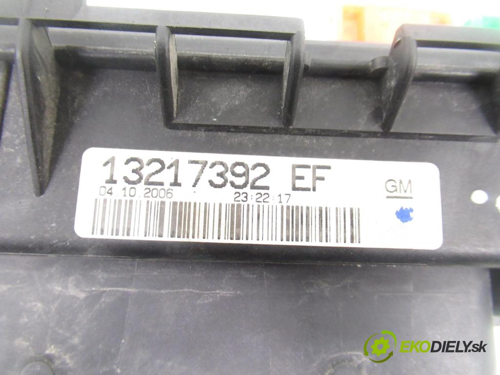 OPEL CORSA D (S07) HB 2006 59,00 1.2 - Z 12 XEP 1229,00 spínačka / imobilizéra IMMO / řídící jednotka 0261208940 ; 55557933 ; P0013252140