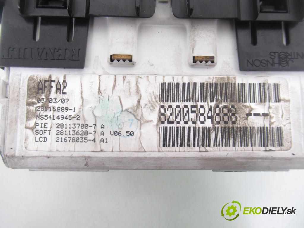 RENAULT TRAFIC II Skrzynia (FL) FURGON 2007 84,00 2.0 dCi 115 - M9R 780 1995,00 ZOBRAZIT: 8200584888