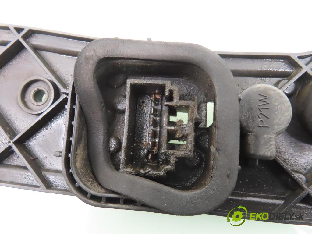 FIAT DUCATO Furgon (250_, 290_) FURGON 2007 74,00 100 Multijet 2.2 D - 4HV 2198,00 vložka svetla pravy zadné 20135751 ; 27322202