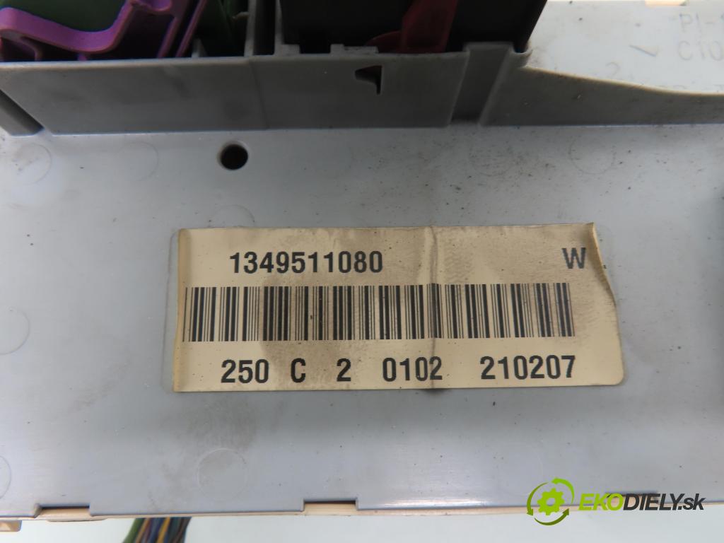 FIAT DUCATO Furgon (250_, 290_) FURGON 2007 74,00 100 Multijet 2.2 D - 4HV 2198,00 Skrinka POJISTKY: 1349511080