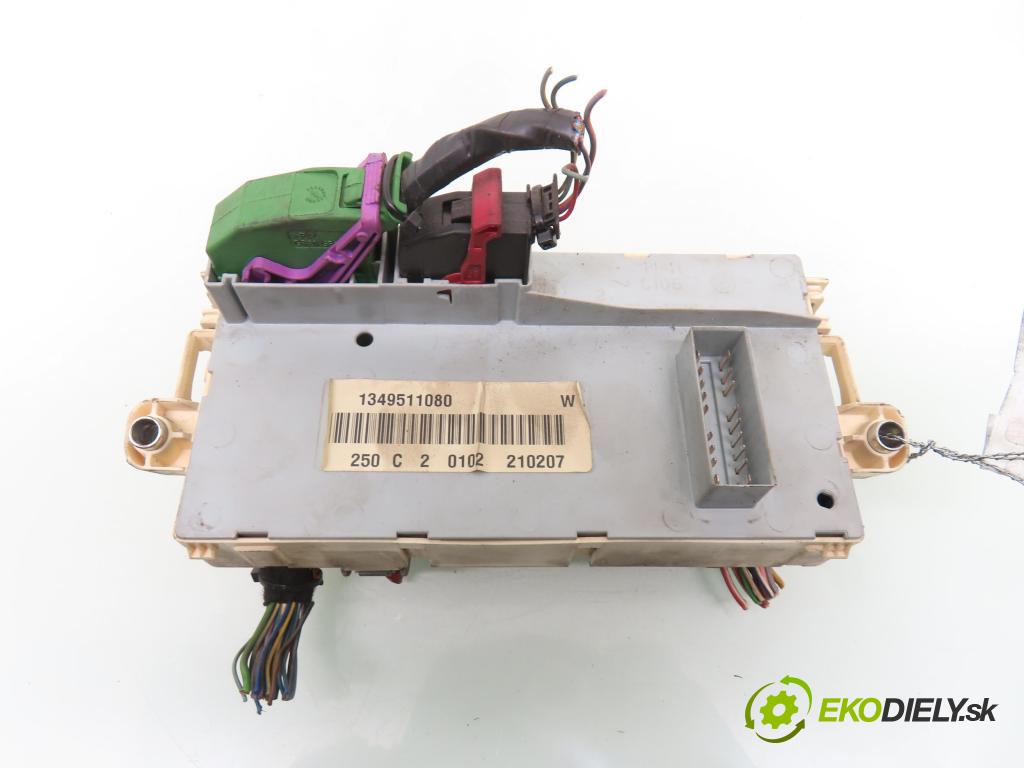 FIAT DUCATO Furgon (250_, 290_) FURGON 2007 74,00 100 Multijet 2.2 D - 4HV 2198,00 Skrinka POJISTKY: 1349511080