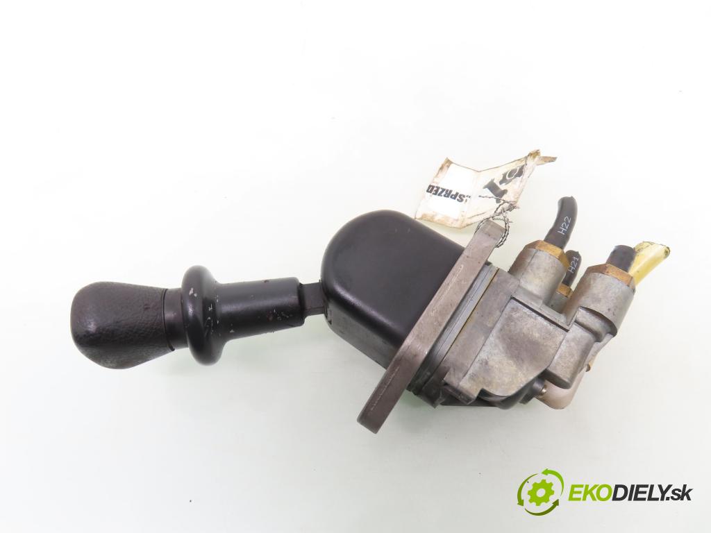 MAN TGA KABINA/PLATFORMA 2003 338,00 D2876 12816,00 VENTIL brzdy DPM90CK