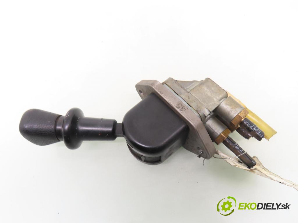 MAN TGA KABINA/PLATFORMA 2003 338,00 D2876 12816,00 VENTIL brzdy DPM90CK