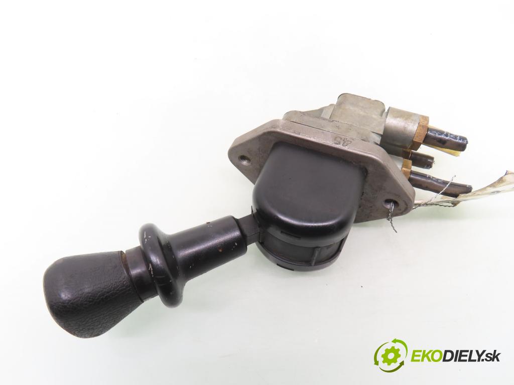 MAN TGA KABINA/PLATFORMA 2003 338,00 D2876 12816,00 VENTIL brzdy DPM90CK