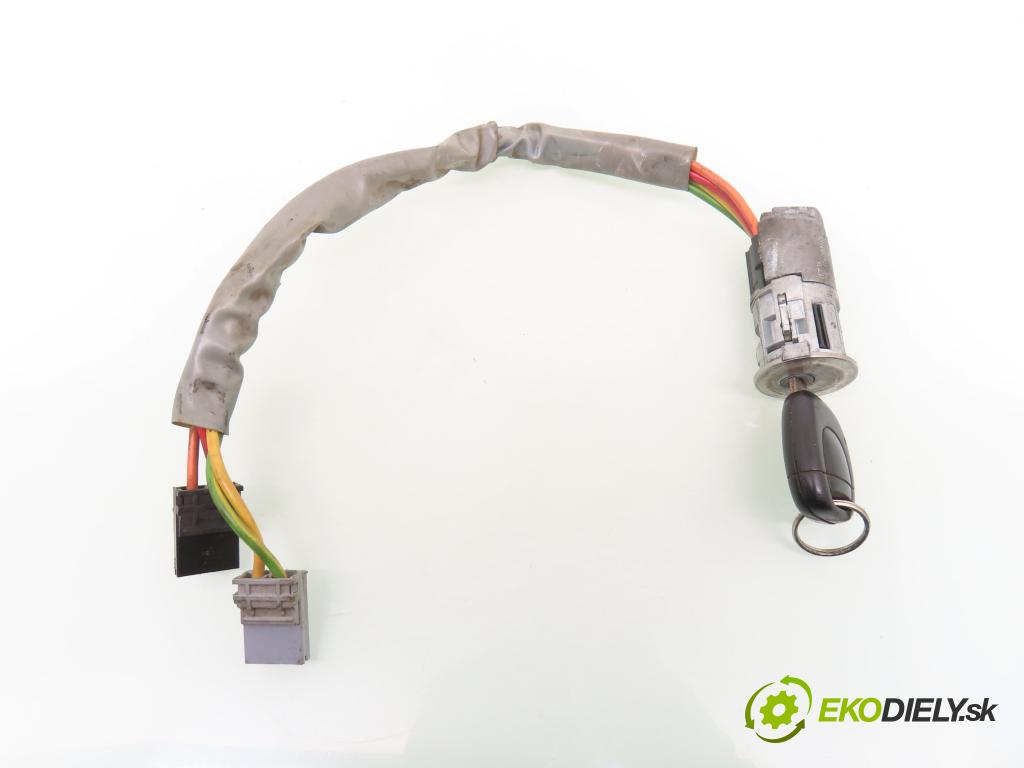 RENAULT KANGOO (KC0/1_) KOMBIVAN 2002 40,00 D 55 1.9 (KC0D) - F8Q 662 1870,00 spinačka  (Spínacia skrinka)