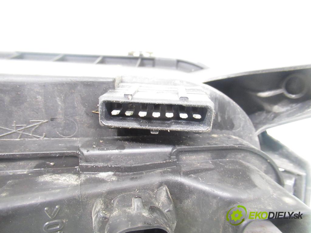 FIAT PUNTO (188_) HB 2003 44,00 1.2 60 - 188 A4.000 1242,00 Svetlo LP 