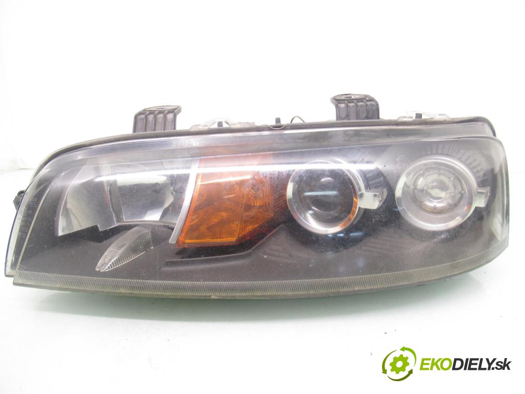 FIAT PUNTO (188_) HB 2003 44,00 1.2 60 - 188 A4.000 1242,00 Svetlo LP