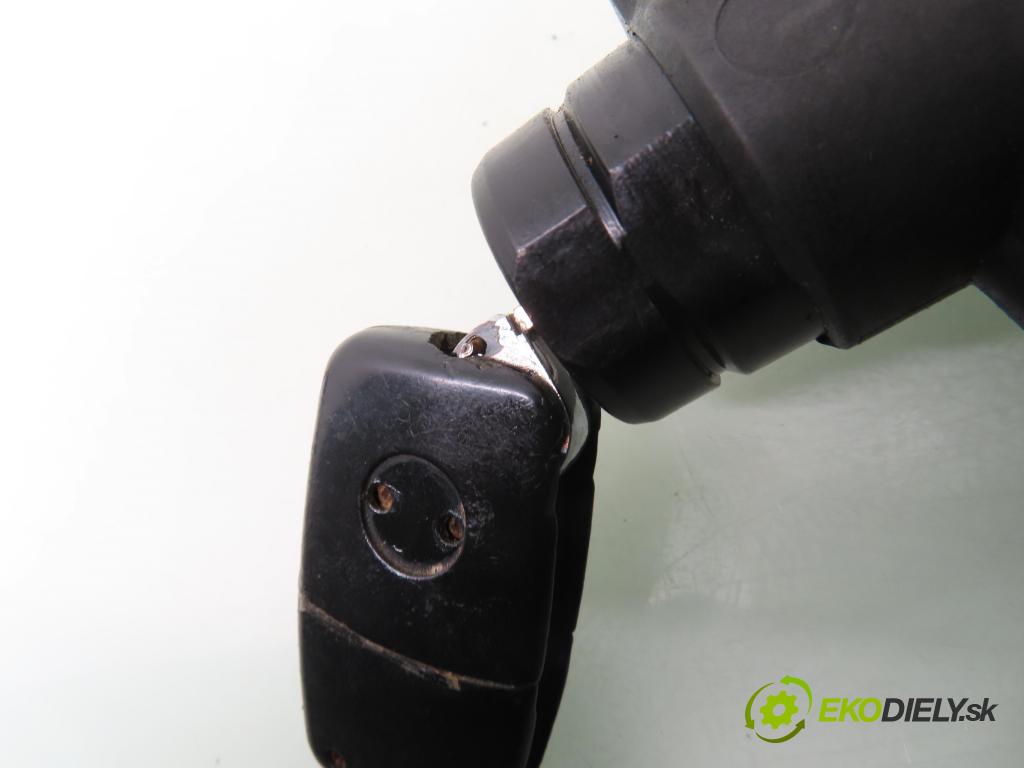 MERCEDES-BENZ KLASA A (W168) HB 2001 60,00 1.4 A 140 82 - M 166.940 1397,00 spinačka  (Spínacia skrinka)