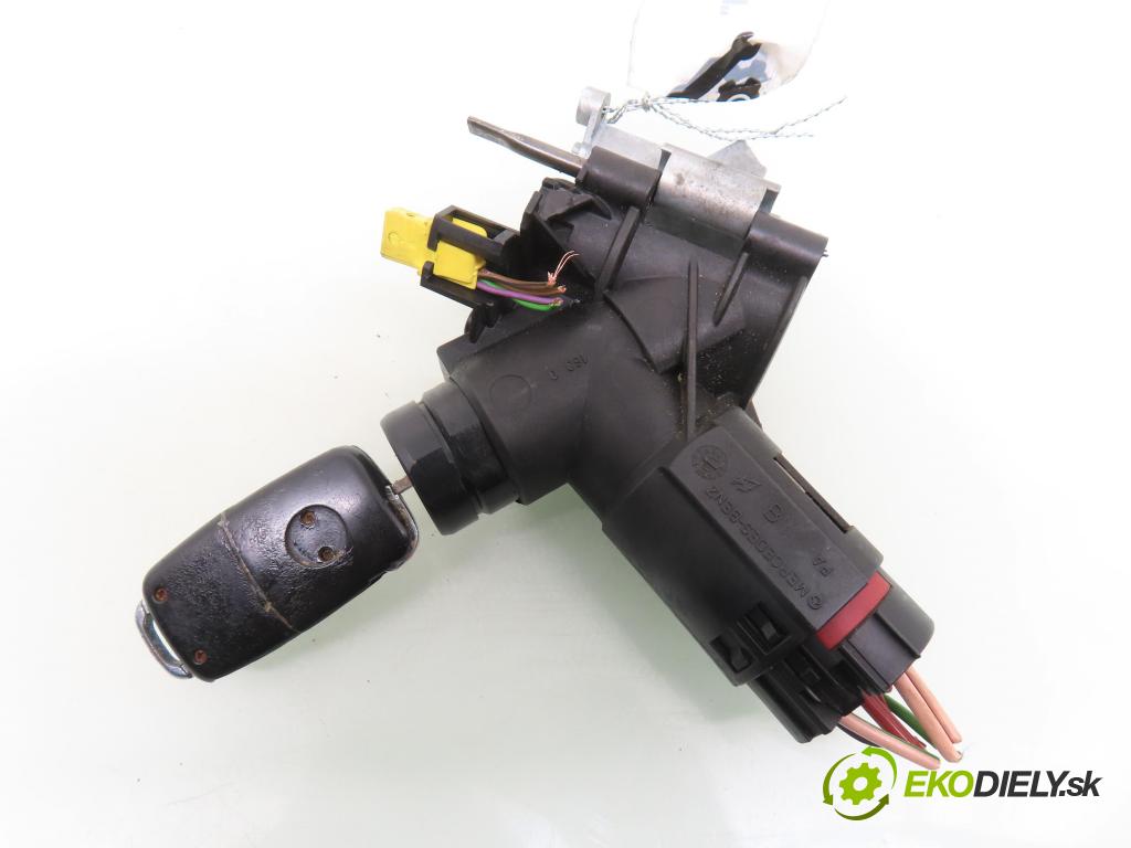 MERCEDES-BENZ KLASA A (W168) HB 2001 60,00 1.4 A 140 82 - M 166.940 1397,00 spinačka  (Spínacia skrinka)