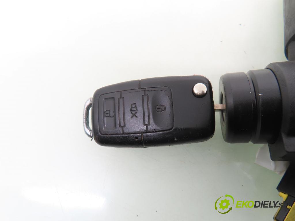 MERCEDES-BENZ KLASA A (W168) HB 2001 60,00 1.4 A 140 82 - M 166.940 1397,00 spinačka  (Spínacia skrinka)