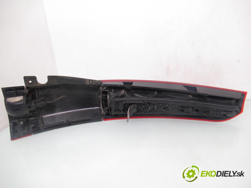 OPEL MERIVA A nadwozie wielkoprzestrzenne (MPV) (X03) MINIVAN 2007 77,00 1.6 16V 105 - Z 16 XEP 1598,00 Svetlo ľavé zadné