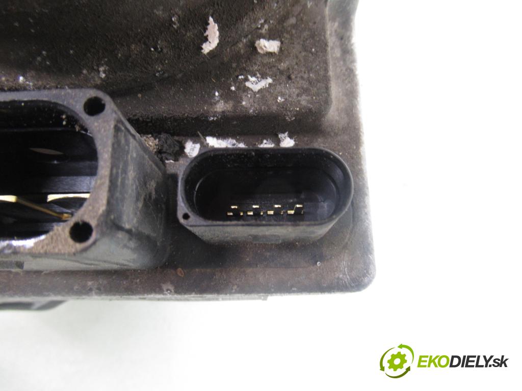 SKODA FABIA I Combi (6Y5) KOMBI 2002 50,00 1.4 - AME 1397,00 Pumpa servočerpadlo 6Q0423155S ; 6Q0423371A