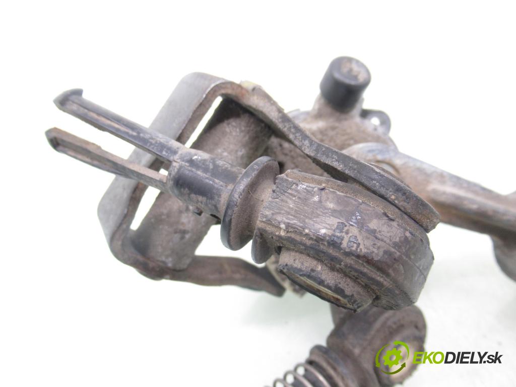 SKODA FABIA I Combi (6Y5) KOMBI 2002 50,00 1.4 - AME 1397,00 VOLIČ: převodovky 6Y0711051 ; 6Y0711202