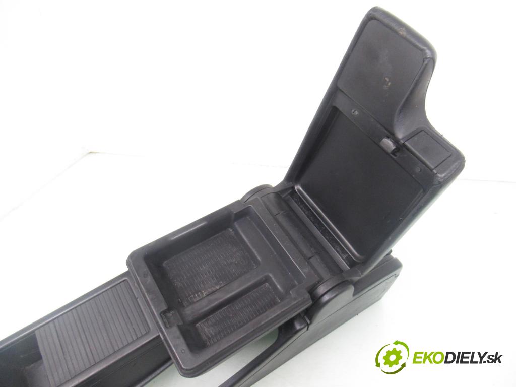 BMW 3 Touring (E46) KOMBI 2004 110,00 320 d 150 - M47 D20 (204D4) 1995,00 Lakťová opierka 8213680 ; 8213678 ; 8225986