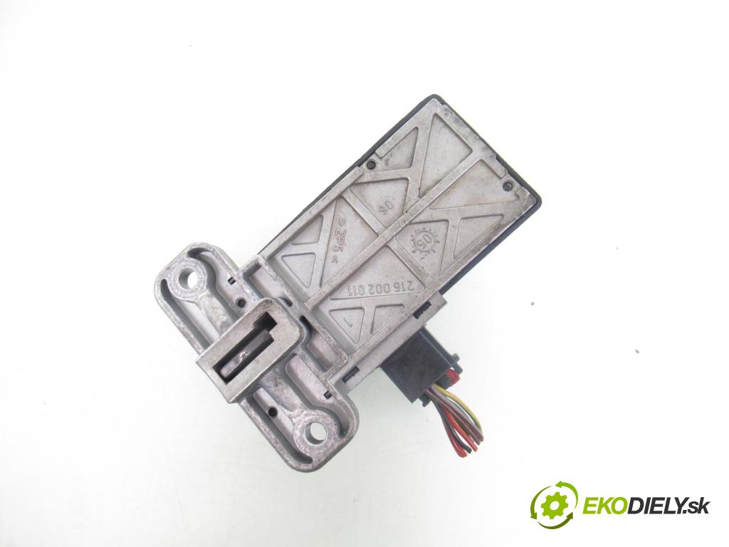 VW PASSAT B6 Variant (3C5) KOMBI 2005 103,00 2.0 TDI 16V - BKP 1968,00 blokáda tyče volantu 3C0905861D ; 33570102