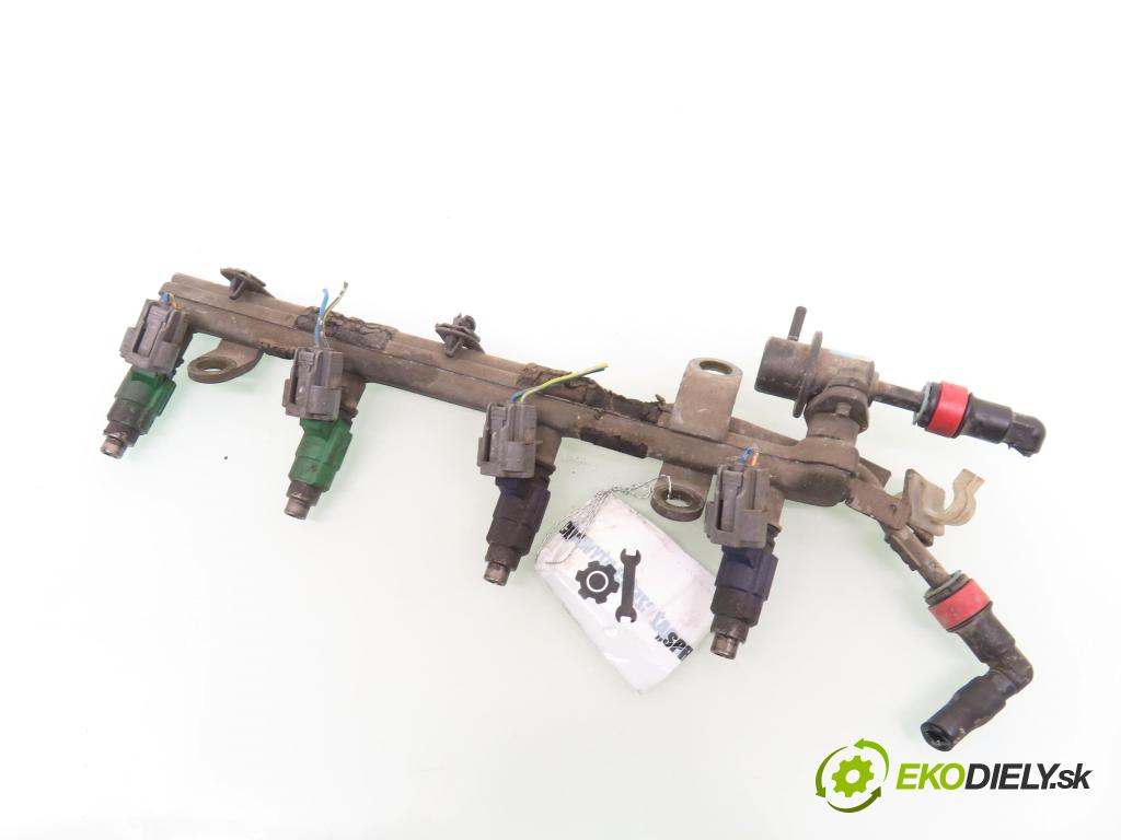 MAZDA MPV II (LW) MINIVAN 2001 90,00 2 - FS-DS 1991,00 lišta vstřikovací INP782 ; INP783 ; FP4713280 (Vstřikovací lišta)