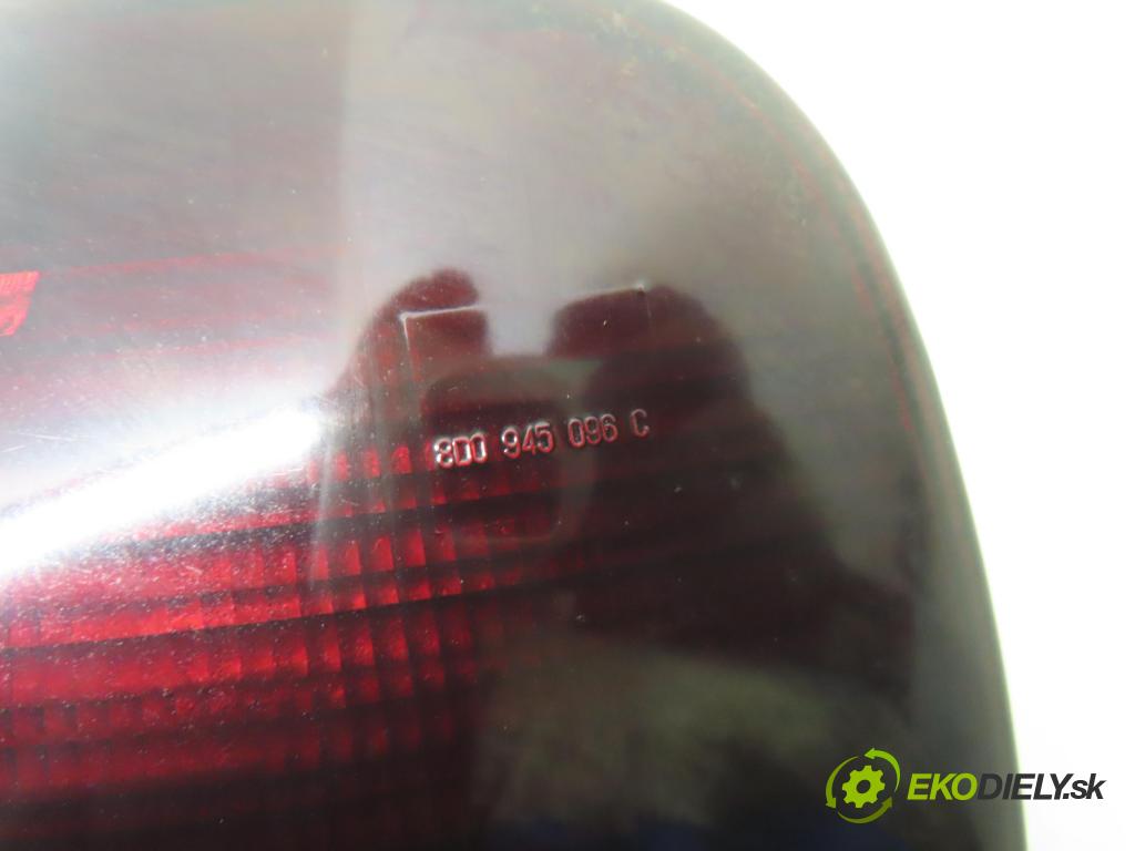 AUDI A4 (8D2, B5) SEDAN 1997 110,00 1.8 T 150 - AEB 1781,00 svetla 8D0945096C ; 8D0945095D