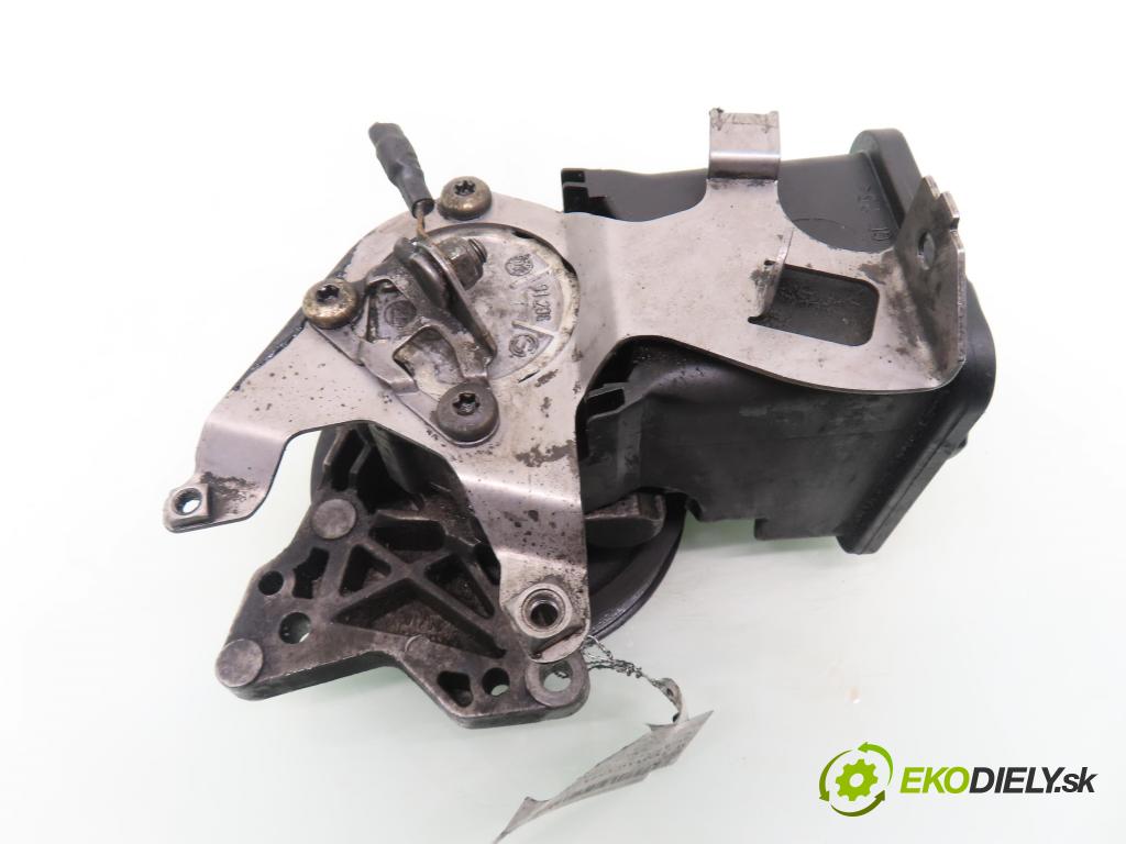 BMW 3 Touring (E46) KOMBI 2004 110,00 320 d 150 - M47 D20 (204D4) 1995,00 pumpa servočerpadlo  (Servočerpadlo)