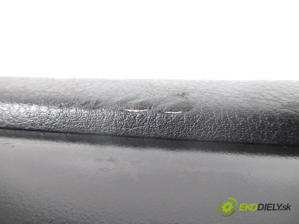 BMW 3 Touring (E46) KOMBI 2004 110,00 320 d 150 - M47 D20 (204D4) 1995,00 čalúnenie Dvere pravé zadné 7043010