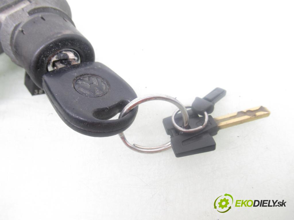 VW POLO (6N2) HB 1999 37,00 1.0 MPI 50 - AUC 999,00 spinačka / imobilizéra IMMO / Riadiaca jednotka 030906032G ; 0261204912 ; 0263627003