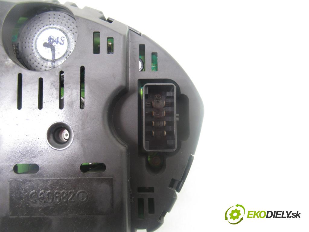 SKODA FABIA I Combi (6Y5) KOMBI 2002 50,00 1.4 - AME 1397,00 spinačka / imobilizéra IMMO / Riadiaca jednotka 047906033G ; 5WP4018212 ; 6Q2937049C