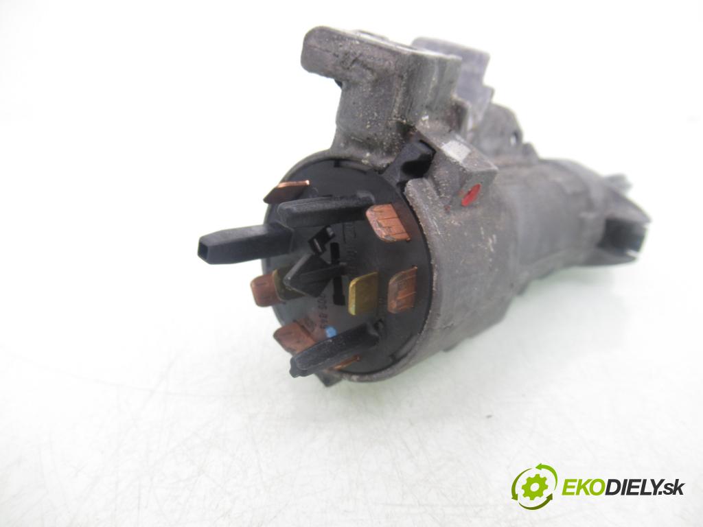 SKODA FABIA I Combi (6Y5) KOMBI 2002 50,00 1.4 - AME 1397,00 spinačka / imobilizéra IMMO / Riadiaca jednotka 047906033G ; 5WP4018212 ; 6Q2937049C