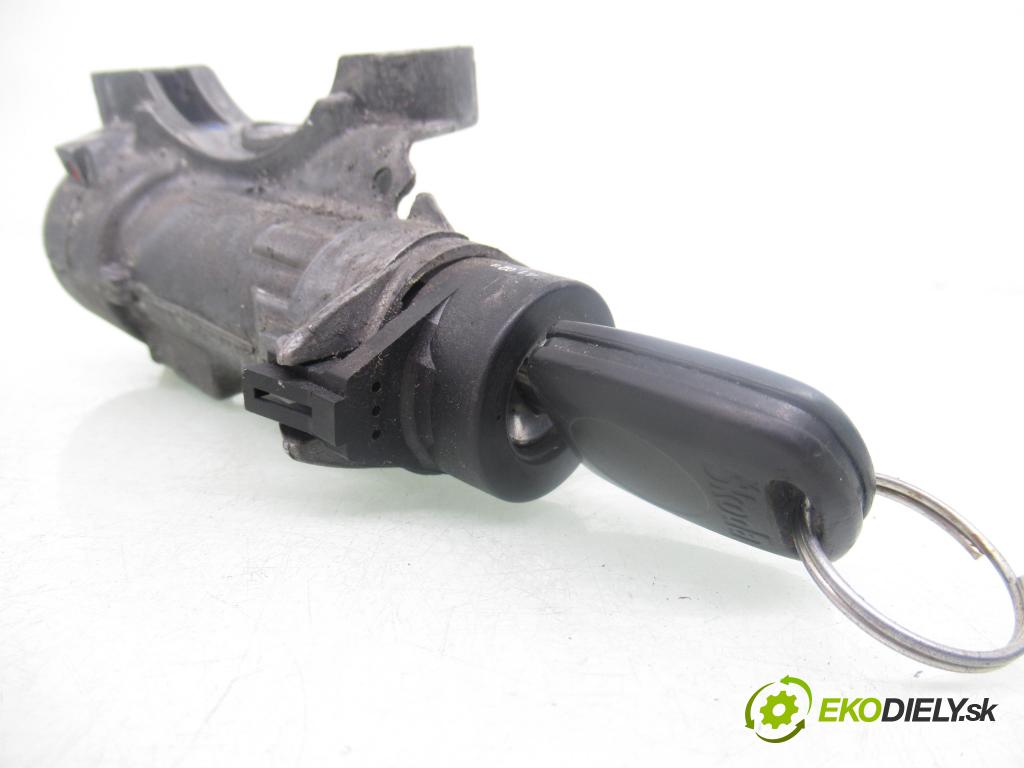 SKODA FABIA I Combi (6Y5) KOMBI 2002 50,00 1.4 - AME 1397,00 spinačka / imobilizéra IMMO / Riadiaca jednotka 047906033G ; 5WP4018212 ; 6Q2937049C