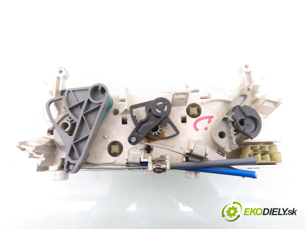 PEUGEOT PARTNER Combispace (5F) KOMBIVAN 2001 51,00 1.9 D - WJZ (DW8) 1868,00 Panel topení 654986J