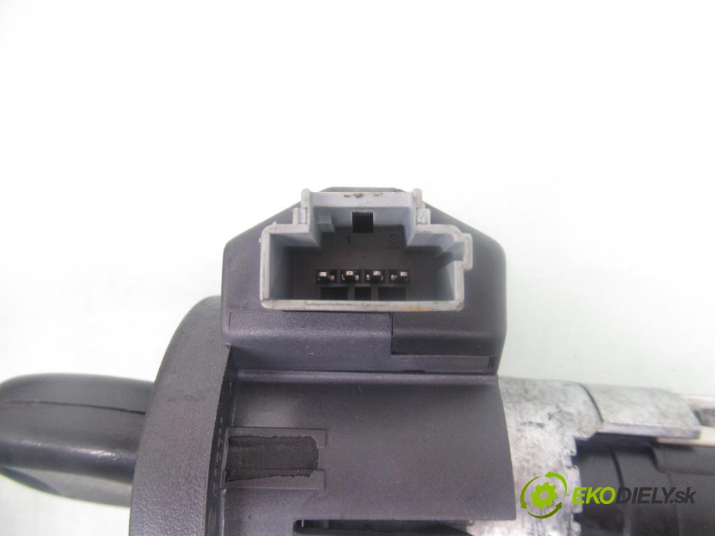 RENAULT CLIO II (BB_, CB_) HB 1999 43,00 1.2 8V 58 1149,00 spínačka / imobilizéra IMMO / řídící jednotka 7700112436 ; S110030104 ; 21624654