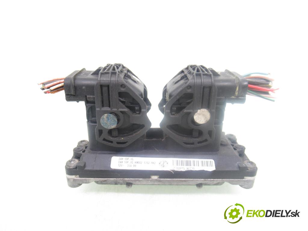 FIAT PUNTO (188_) HB 1999 44,00 1.2 60 - 188 A4.000 1242,00 řídící jednotka motora 46767827 ; 6160053400 ; 59FVG