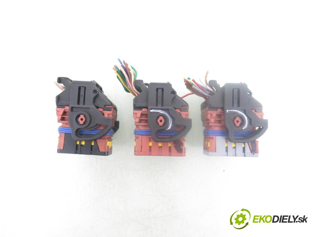 CITROEN C4 I (LC_) HB 2004 80,00 1.6 HDi 109 - 9HZ (DV6TED4) 1560,00 BALÍČEK: elektrická 9657718780 ; S118983006K ; 860690