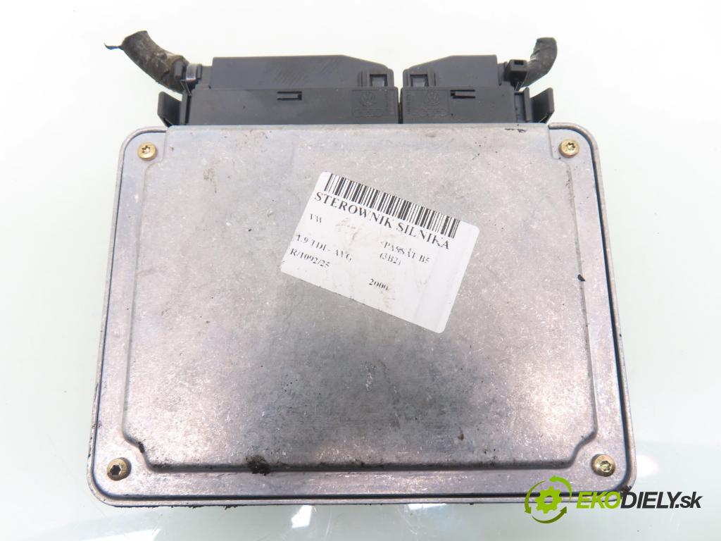 VW PASSAT B5 (3B2) SEDAN 2000 81,00 1.9 TDI - AVG 1896,00 řídící jednotka motora 038906018FT ; 0281010169