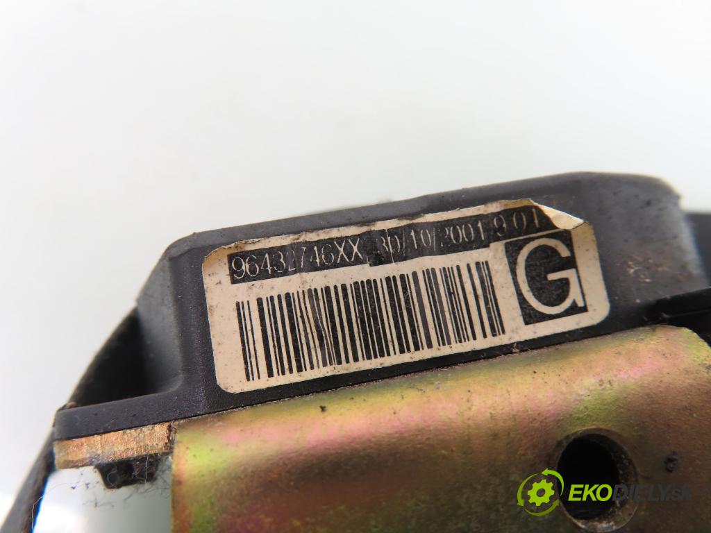 PEUGEOT 206 liftback (2A/C) HB 2000 440,00 1.1 i - HFX (TU1JP) 1124,00 držák BEZPEČNOST LP 96432746XX