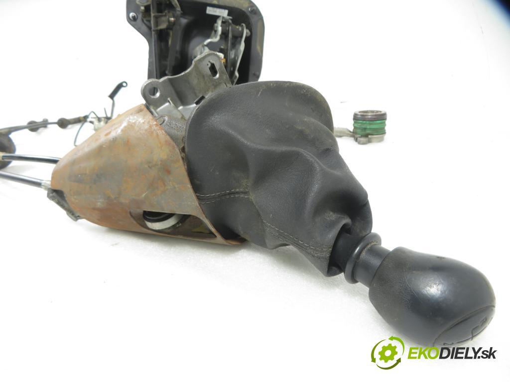 RENAULT TRAFIC II Skrzynia (FL) FURGON 2007 84,00 2.0 dCi 115 - M9R 780 1995,00 preloženie 8200506830 ; 93857441