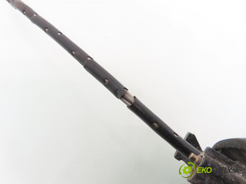 AUDI 80 (8C, B4) SEDAN 1992 66,00 2.0 90 - ABT 1984,00 zpětné zrcátko PM 