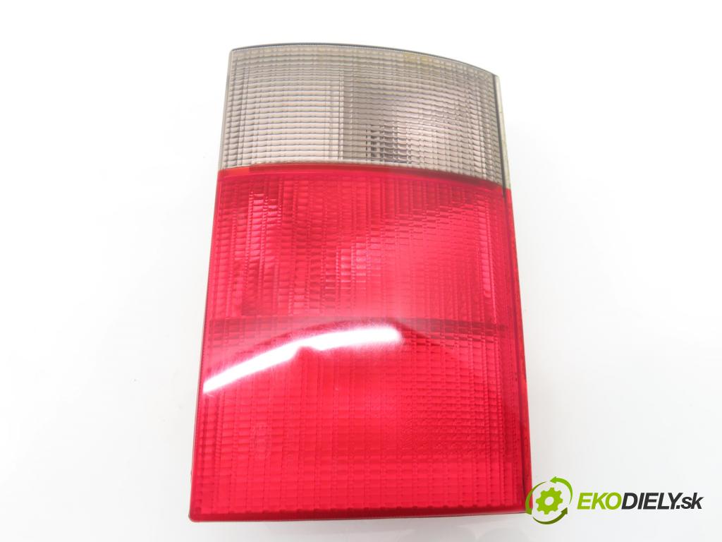 AUDI 80 (8C, B4) SEDAN 1992 66,00 2.0 90 - ABT 1984,00 světlo levé zadní kufr 8A0945093D