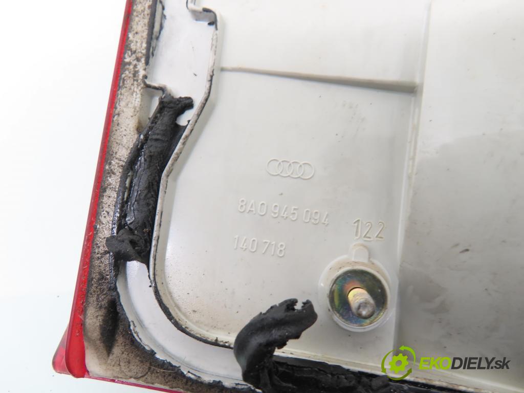 AUDI 80 (8C, B4) SEDAN 1992 66,00 2.0 90 - ABT 1984,00 Svetlo pravé zadné kufor 8A0945094