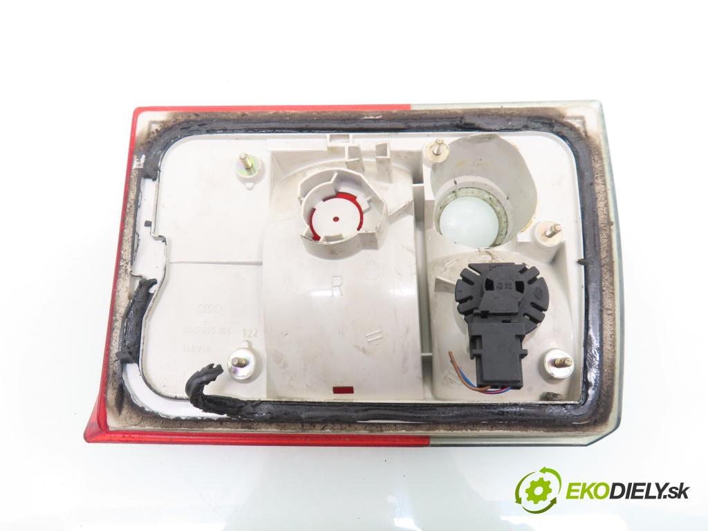 AUDI 80 (8C, B4) SEDAN 1992 66,00 2.0 90 - ABT 1984,00 světlo pravé zadní kufr 8A0945094